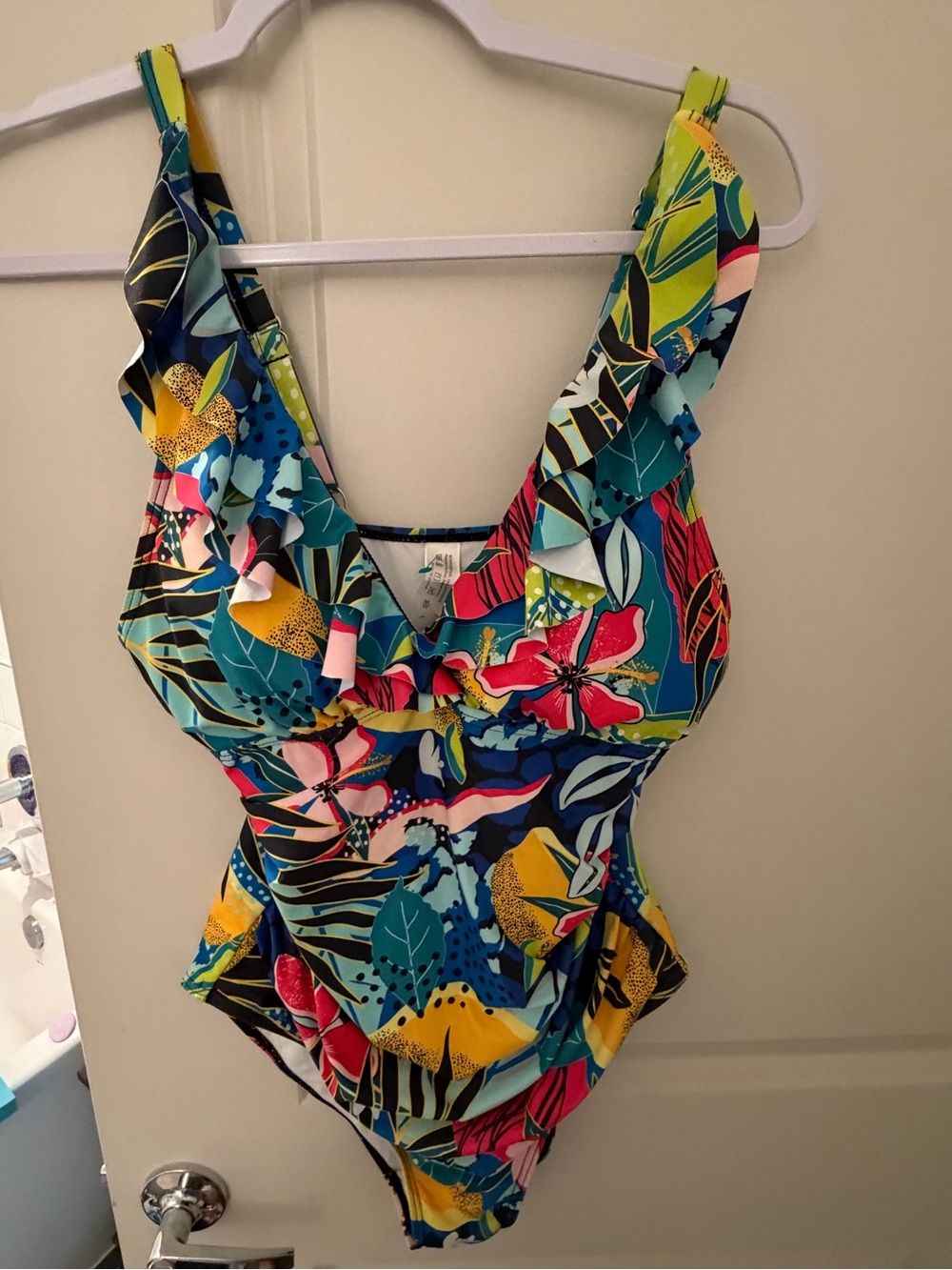 Womens Tropical Floral One-Piece Swimsuit in Multicolor